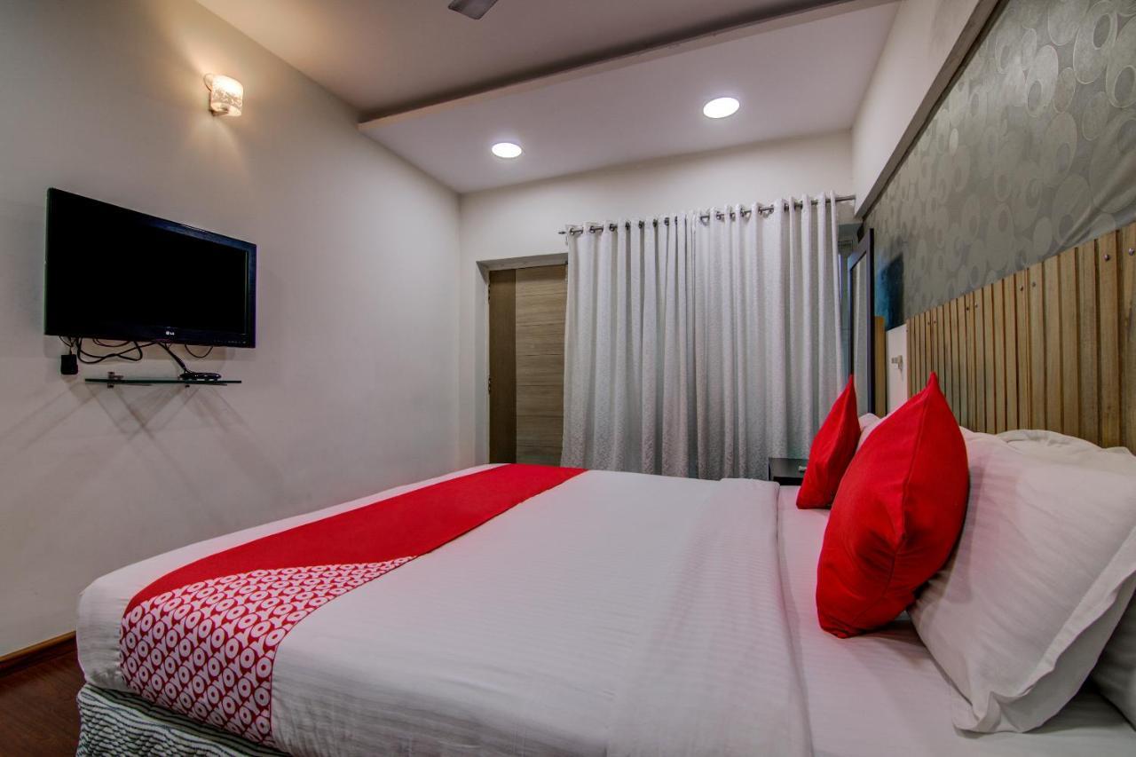 Oyo Hotel 55 Lawsons Bay Jalaripeta Экстерьер фото